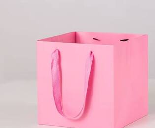 Пакет подарочный бумажный M (30*30*30см) - Pink - Магазин товаров для кондитеров - Cake Box, Екатеринбург